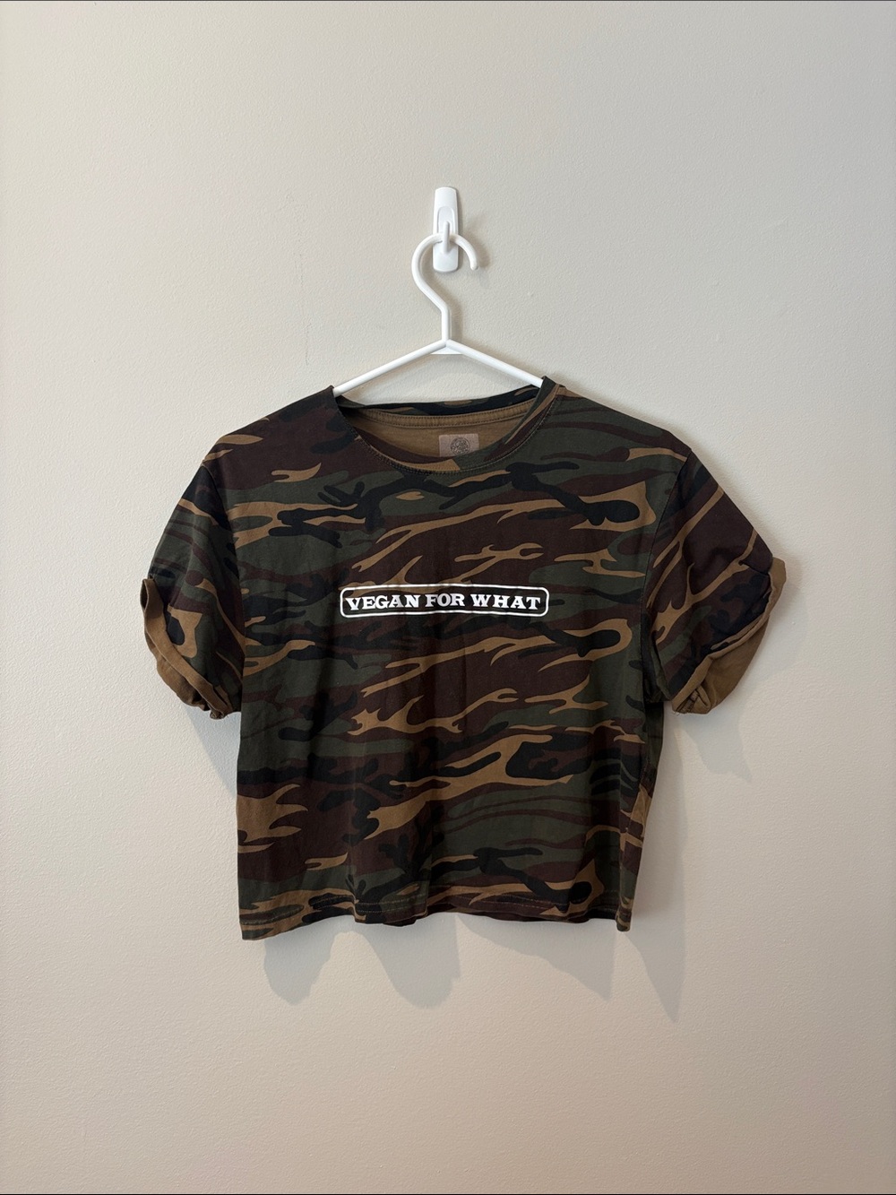 🌼 3/$20 Vegan Camo Crop Top